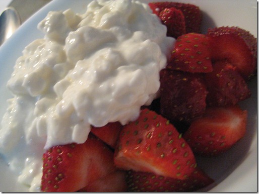 cottage-cheese-strawberry-fuel